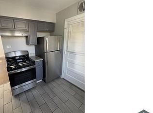 9909 S Charles St APT 1, Chicago, IL