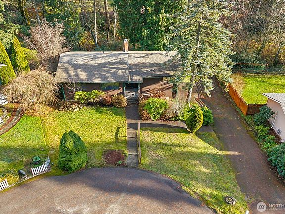 2nd image of 3258 SE Mahali Lane
