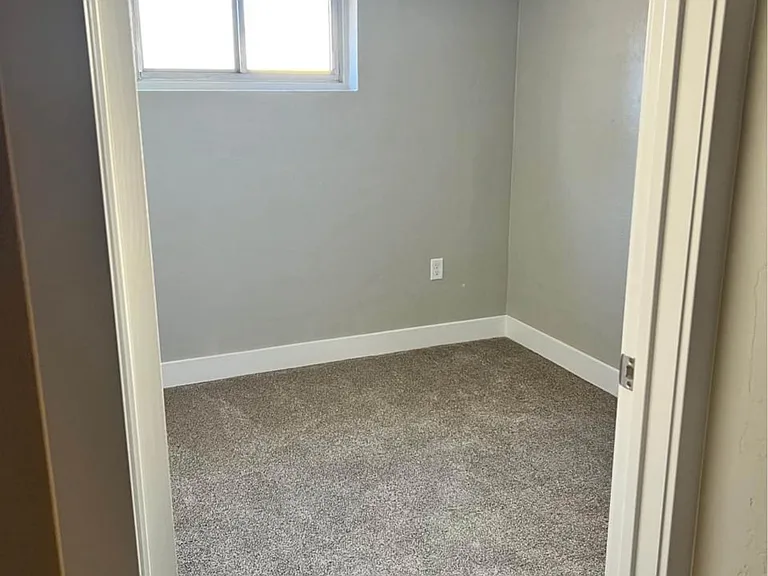 375 N 600 W — Photo 6