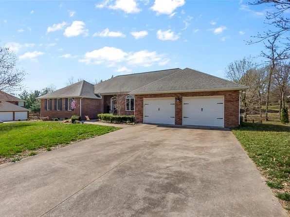 2415 Horseshoe Rdg, Cape Girardeau, MO 63701