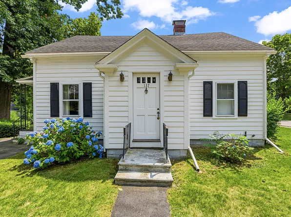137 Pleasant Street, Eliot, ME 03903