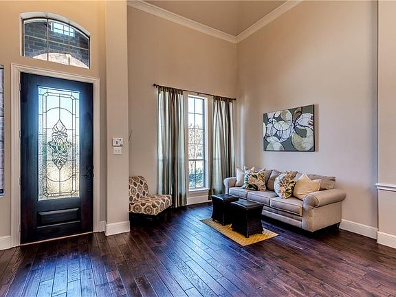 3rd image of 6905 Cabbot Ct