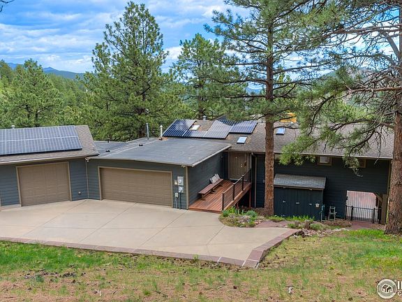 3rd image of 335 Pine Tree Ln