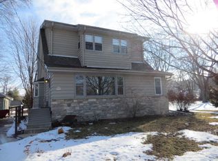 W269N2762 Elm Ave, Pewaukee, WI 53072