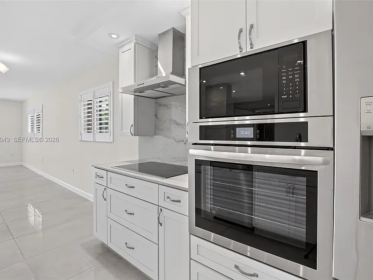 13800 SW 14th St #114C — Photo 5