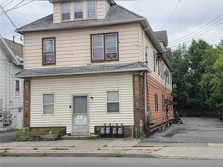 1037 Walden Ave #4 — Photo 15