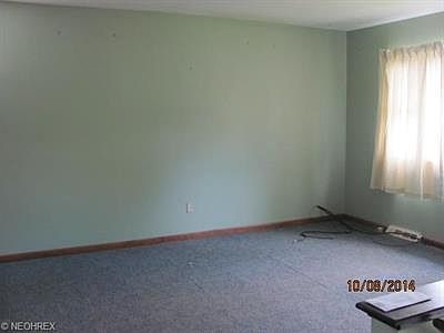 3rd image of 378 Washington Cir