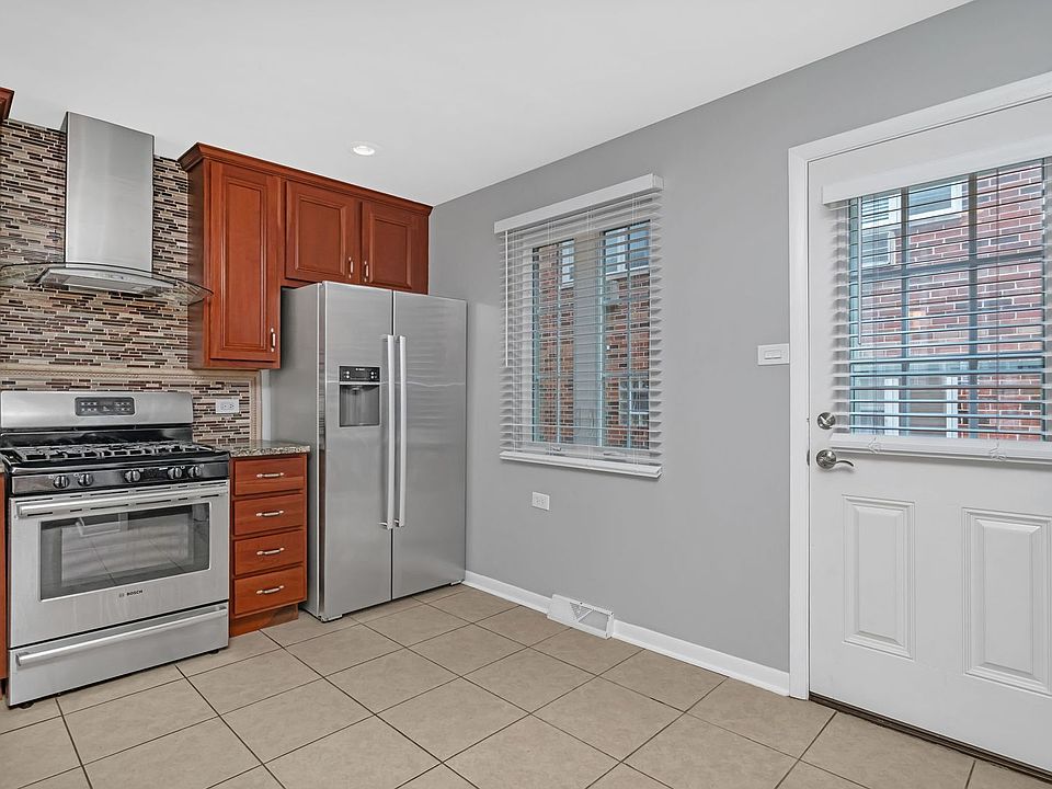 1st image of 13-15 S Waiola Ave #15-04