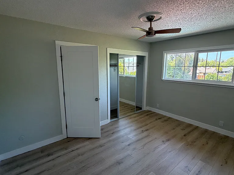 1440 Meadow Ln #B — Photo 7