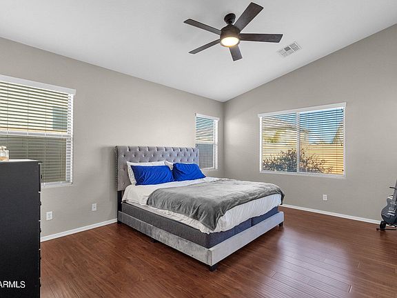 4th image of 1706 W VINEYARD PLAINS Drive