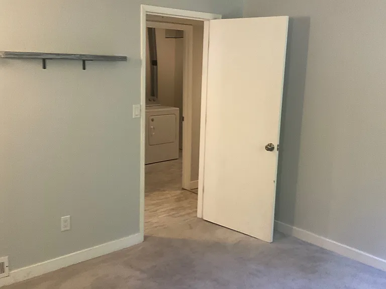 4837 Sandra Ln NE — Photo 16