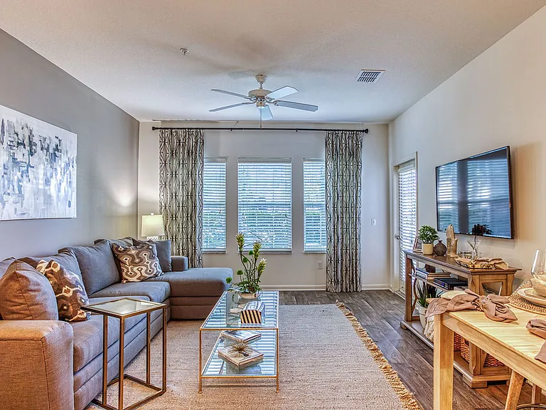 The Links at Pebble Creek Apartments — Photo 8