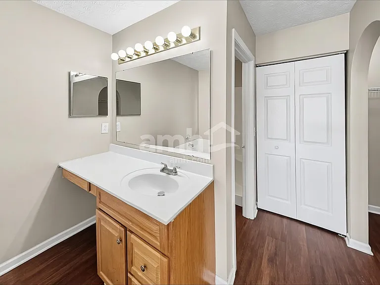 340 Evergreen Cir — Photo 15