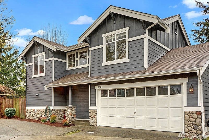 1st image of 11610 NE 87th Ln