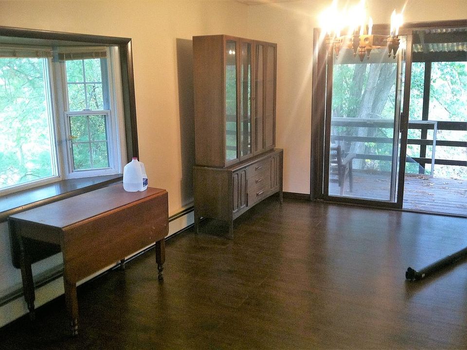 1st image of 219 Brainard St