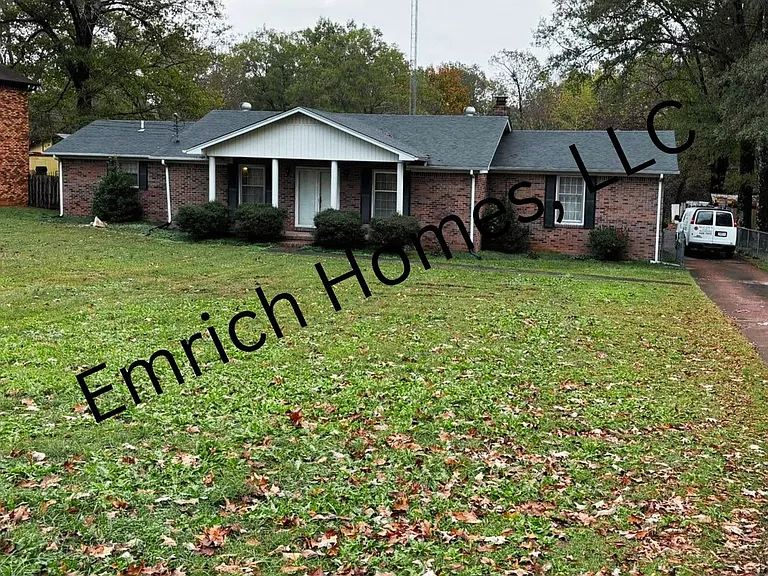 520 Chester Levee Rd — Photo 1