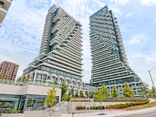 30 Inn On The Park Dr, Toronto, ON