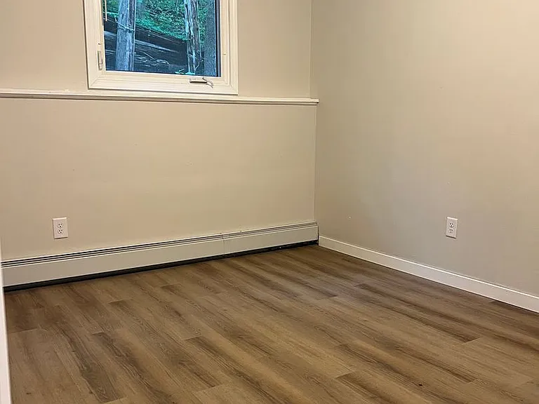 101 Parkway Ave — Photo 6
