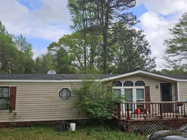 565 Leonard Rd, Lagrange, GA 30241