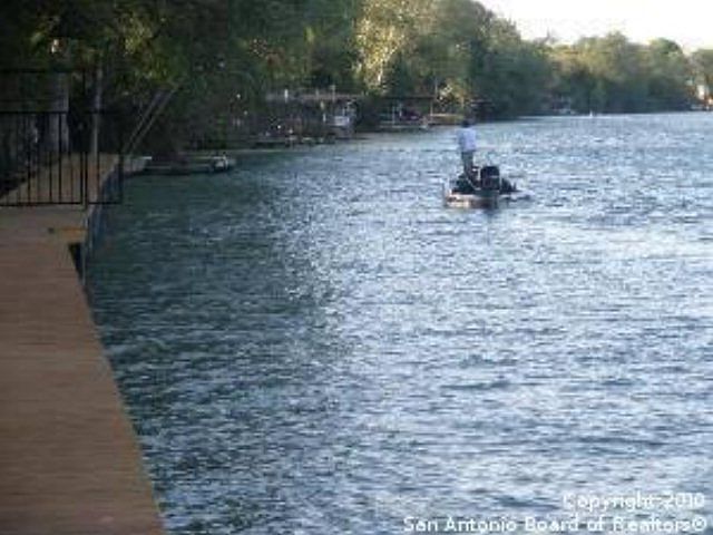 2nd image of 351 River Park Dr