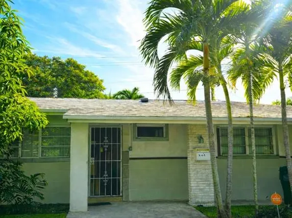 9110 SW 44th St, Miami, FL 33165