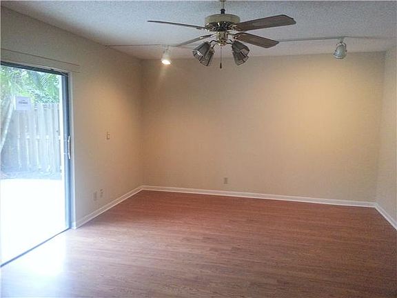 4th image of 3312 Spanish Wells Dr #47-B