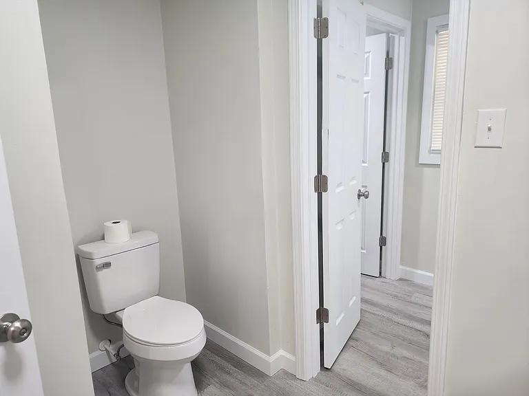 1020 N Center St — Photo 16