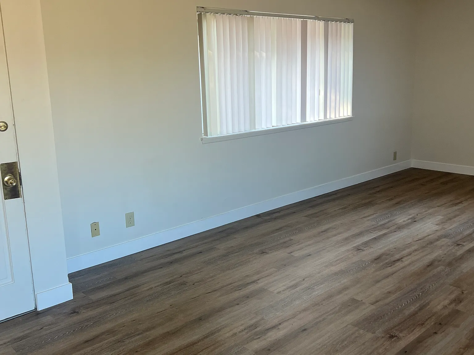 3 bed, 1396 sqft, $3,500 — Photo 4