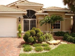 6825 Rienzo St, Lake Worth, FL 33467