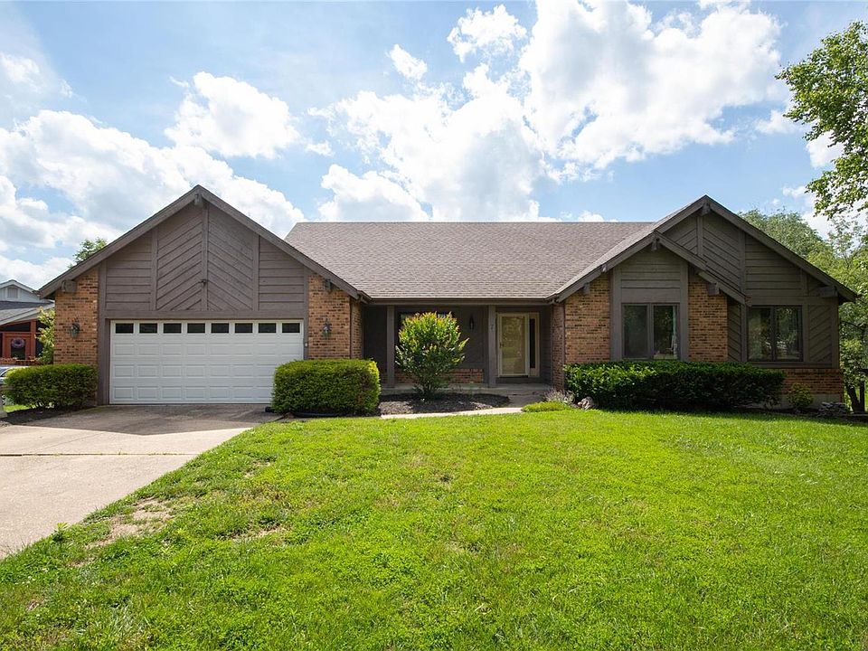 1st image of 7 Laurel Oaks Ct