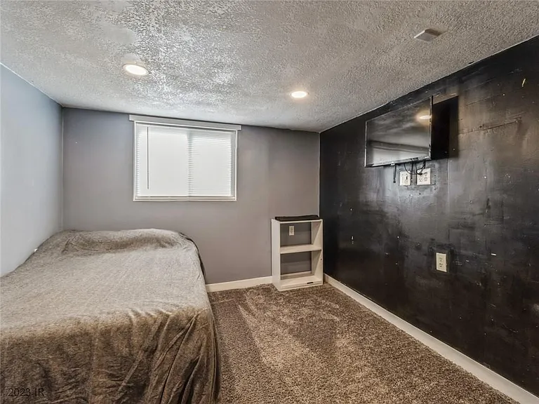 1206 W Euclid Ave — Photo 6