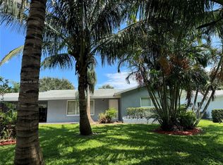 1607 Seabrook Rd, Jupiter, FL 33469