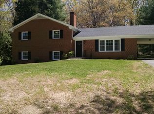 108 Arrowhead Dr, Lynchburg, VA 24502