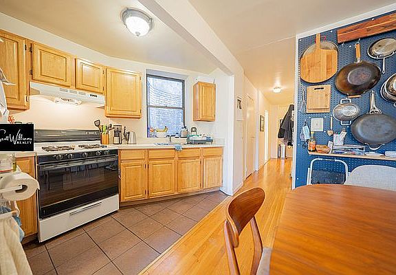 5th image of 396 Tompkins Ave APT 4A