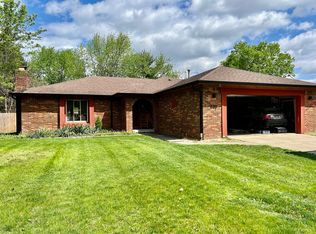 600 Green Meadow Dr, Greenwood, IN