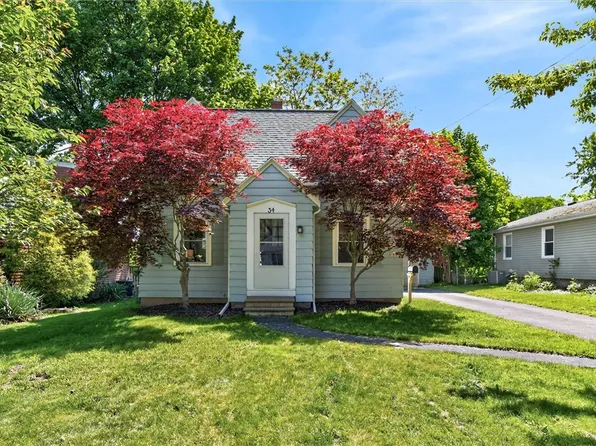 34 Seacliffe Rd, Rochester, NY 14622
