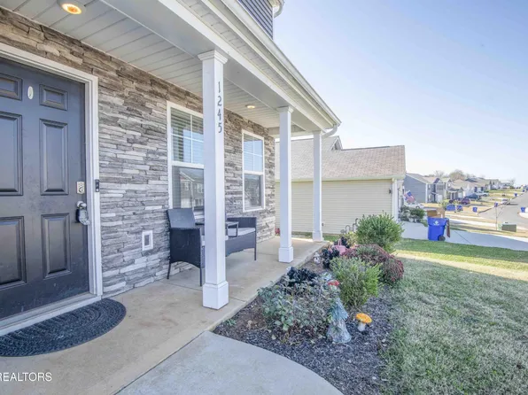 1245 Cole Dr, Talbott, TN 37877