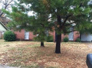 836 Valley Springs Dr, Southaven, MS 38671