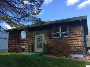 15 W Cypress Dr, Proctor, MN 55810