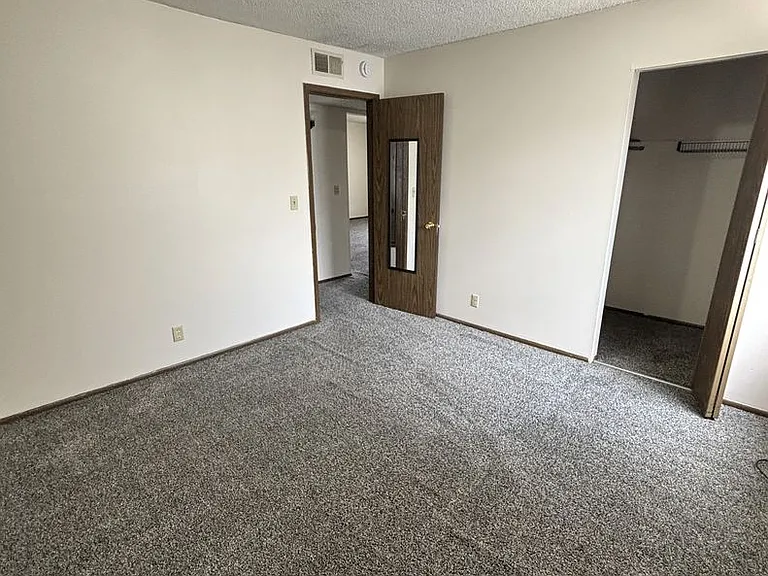 3729 W 9th Street — Photo 13