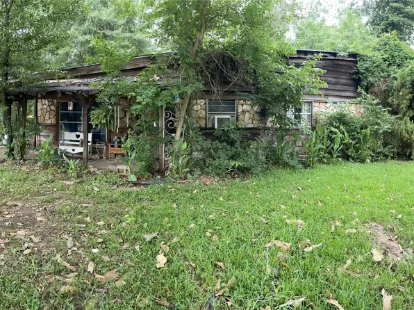 9227 Walker Rd, Shreveport, LA 71118