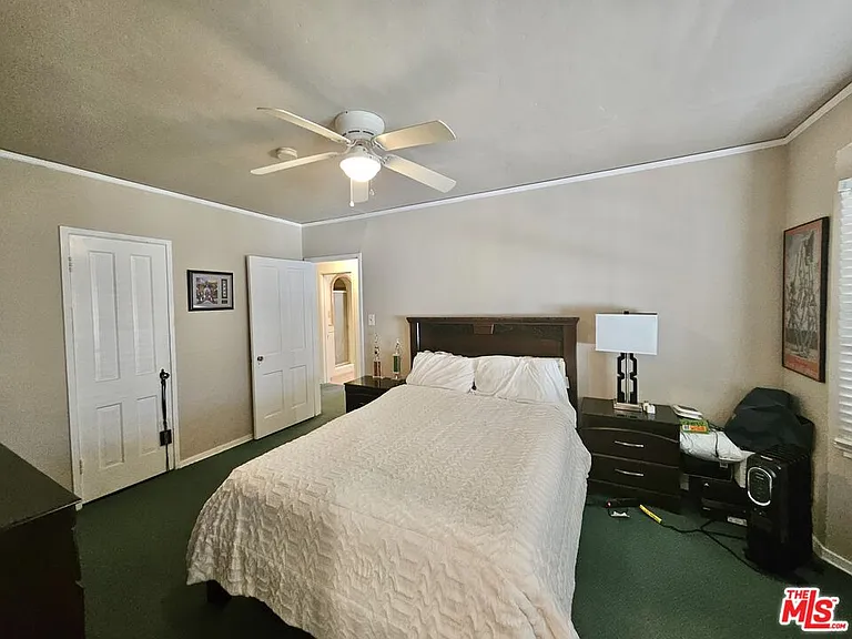 2211 W 78th Pl — Photo 34