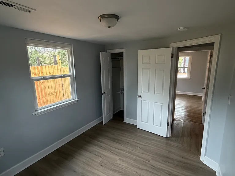 5716 Weston Ave #B — Photo 4