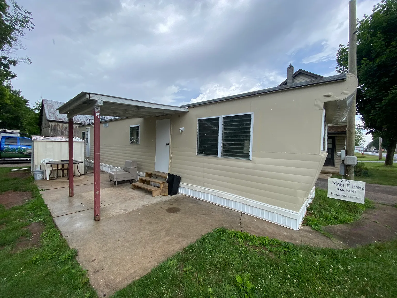 2 bed, 1.0 bath, 440 sqft, $750 — Photo 1