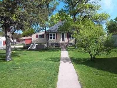 2nd image of 1009 W F St
