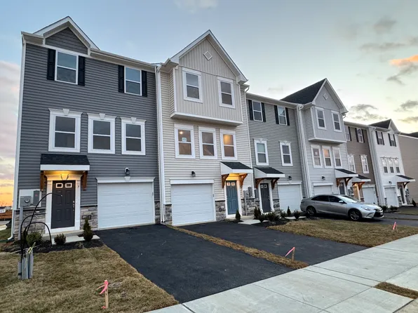 7 Sherman Ave, Ranson, WV 25438