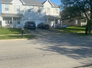 2751 Cedar Glade Rd, Naperville, IL 60564