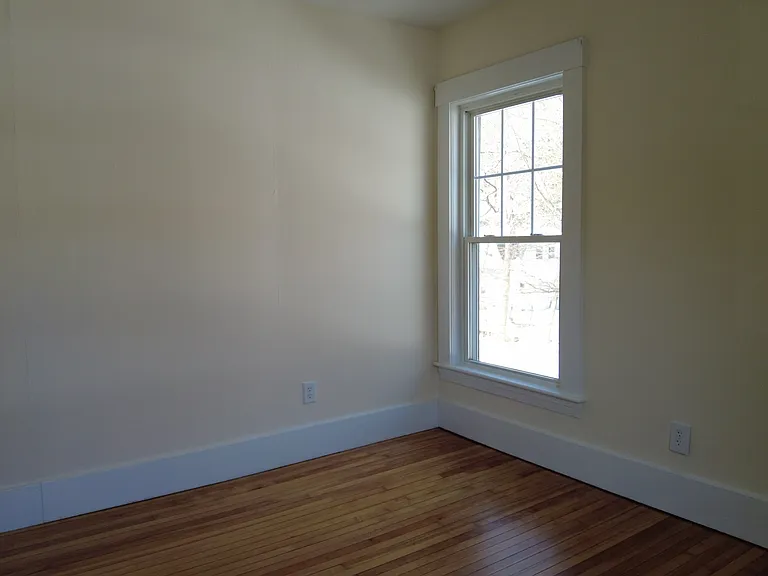 12 E Main St #5 — Photo 9