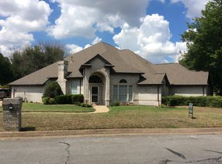 5600 Ridgerock Rd, Fort Worth, TX 76132