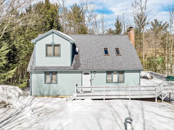 37 St Moritz Street, Moultonborough, NH 03254